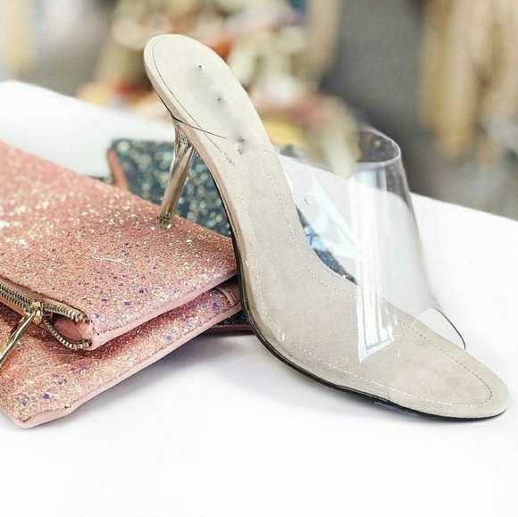 Last Pair 8.5 Left 🆕Transparent Mules Kim K Style - Picture 8 of 8